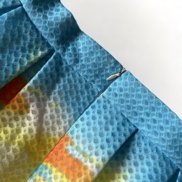 Jacquard A-Line Pleated Midi skirt, size Medium - Picture 6 of 12